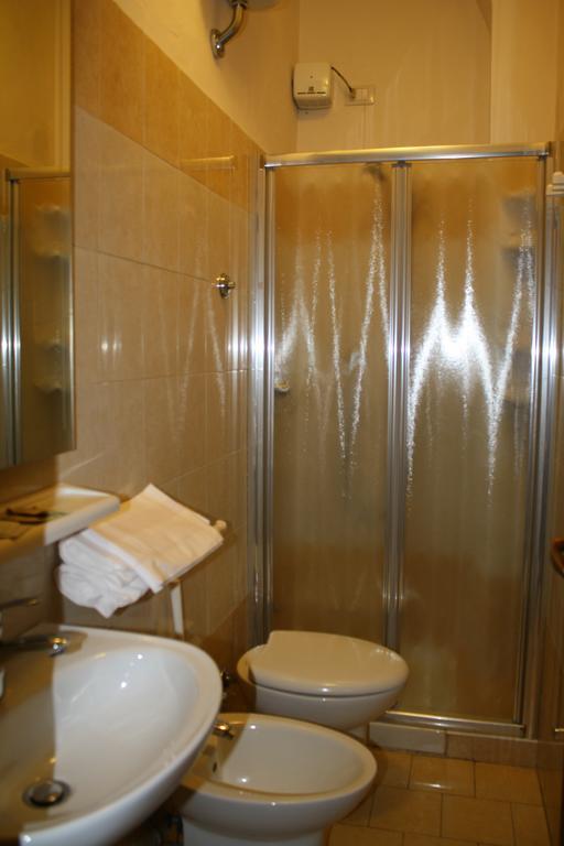 Guest House Roma Прато Номер фото