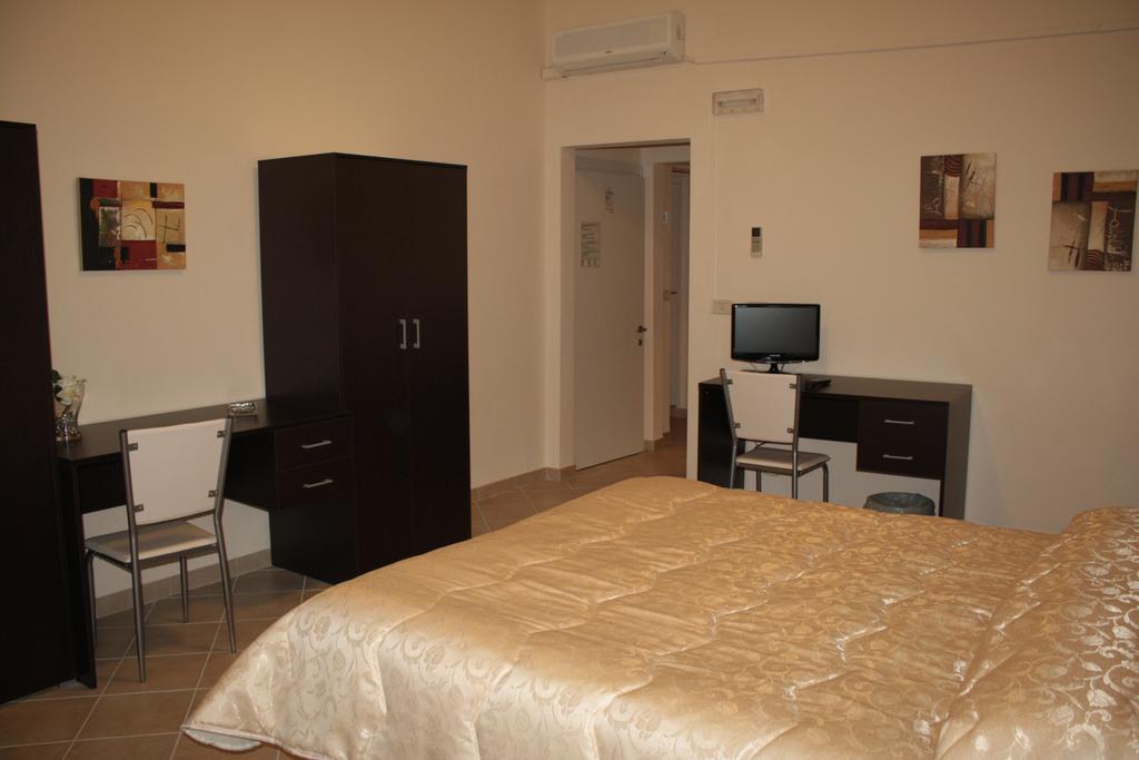 Guest House Roma Прато Номер фото